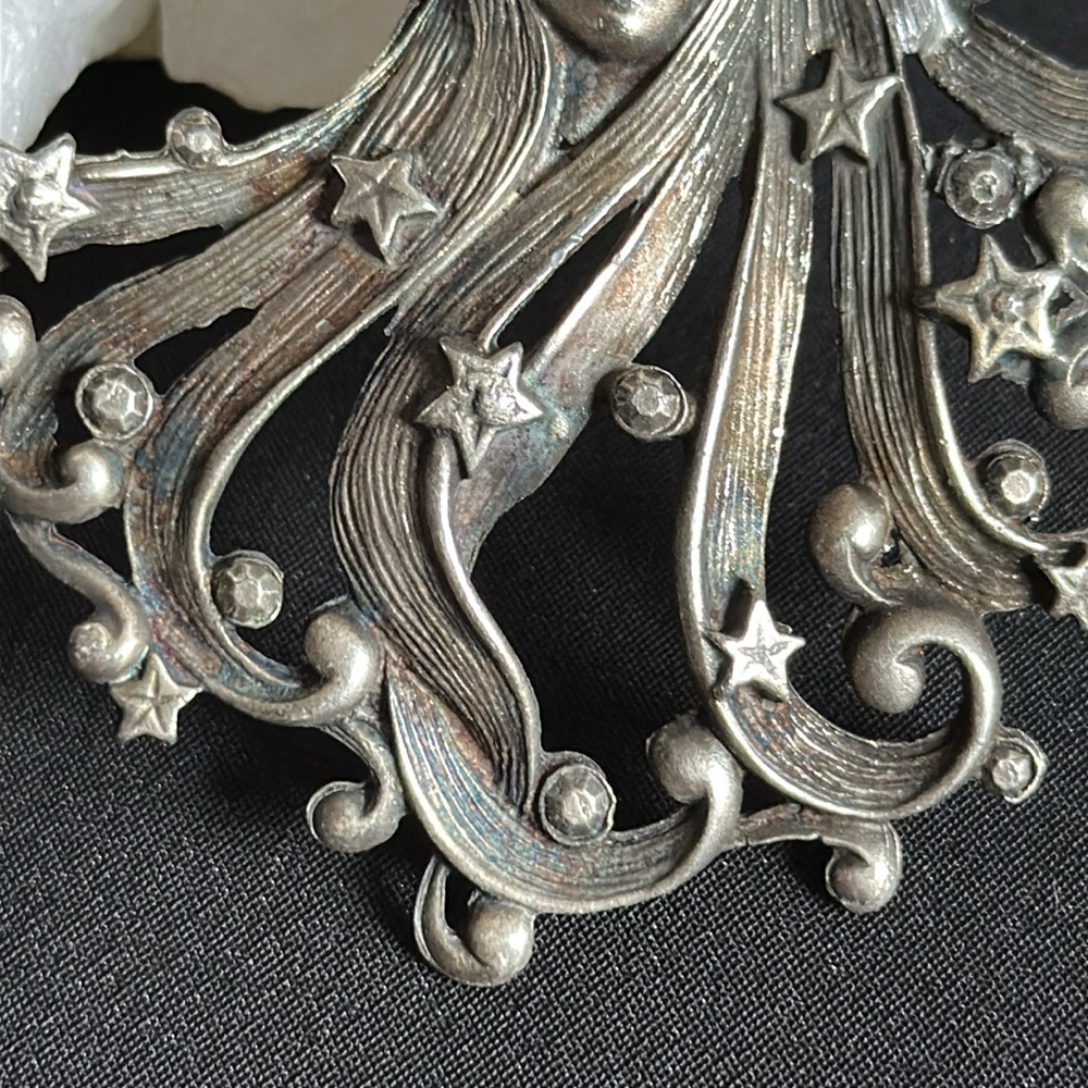 JJ Jonette vintage GUC pewter Celestial lady pendant. Art nouveau style - Picture 3 of 4
